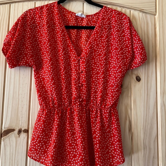 Work blouse bundle - Picture 2 of 4